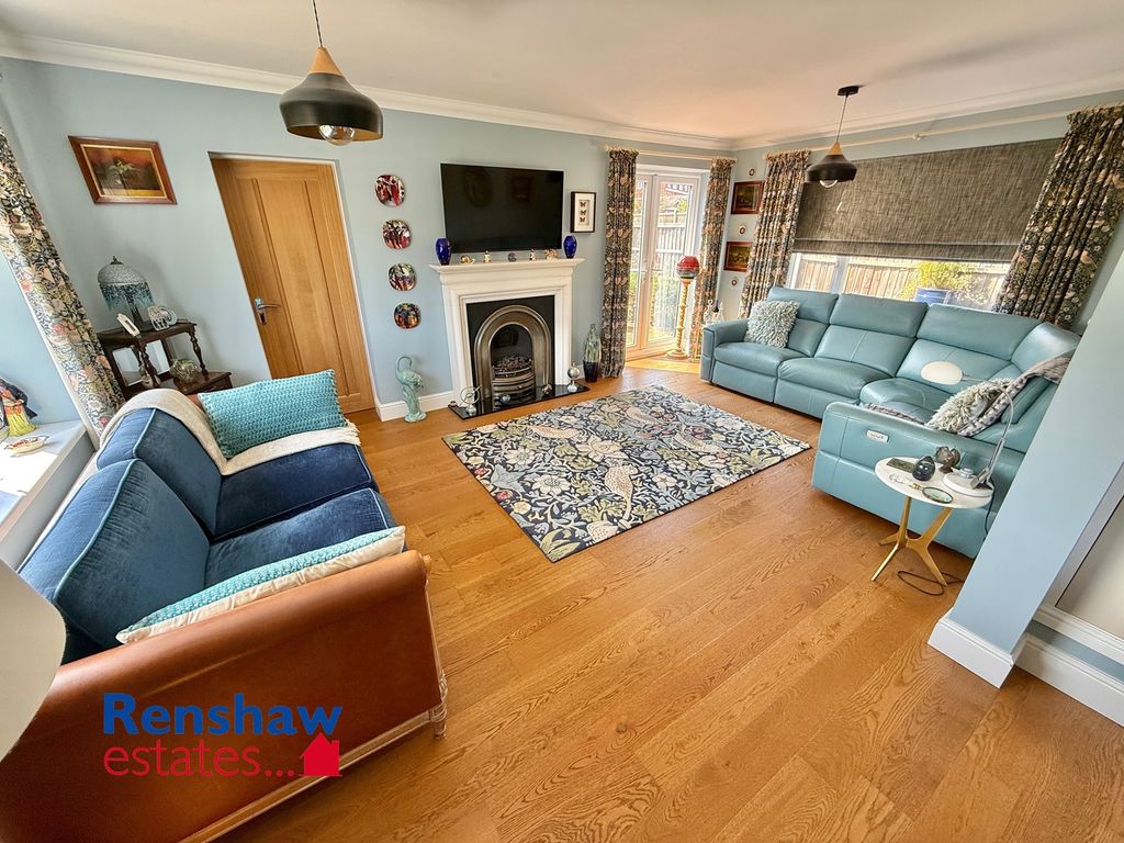 Property photo 1 of 25 L (1)