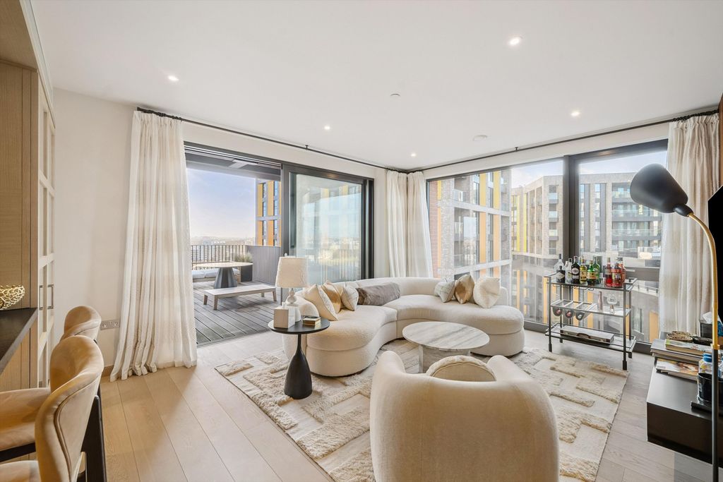 Property photo 1 of 20 Image