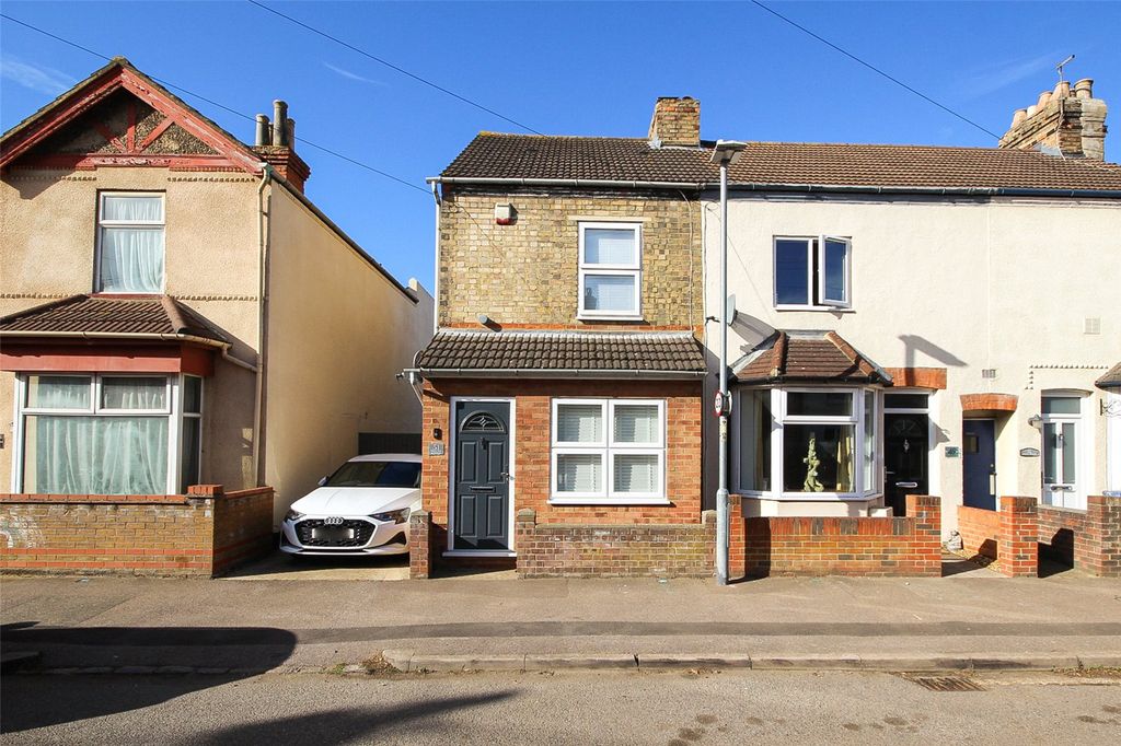 Property photo 1 of 12 Picture No. 02
