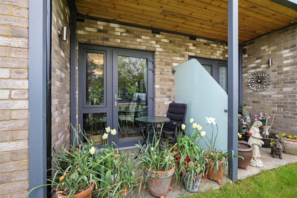 Property photo 1 of 15 Patio Area .Jpg