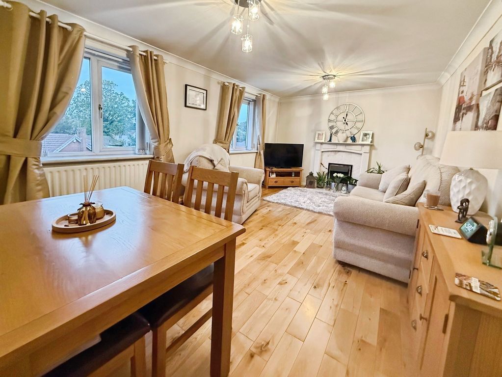 Property photo 3 of 14