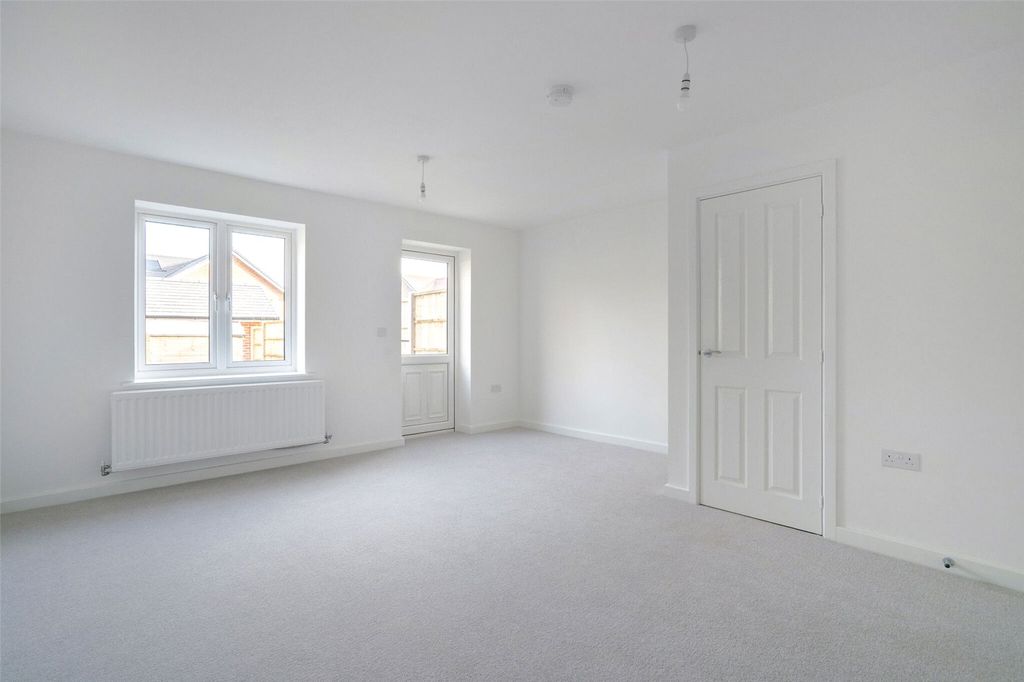 Property photo 3 of 11 Picture No. 05