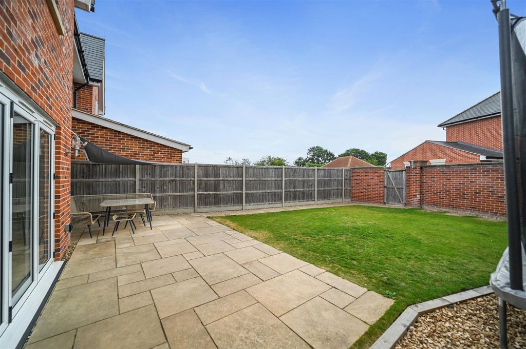 Property photo 3 of 18 Rear Garden