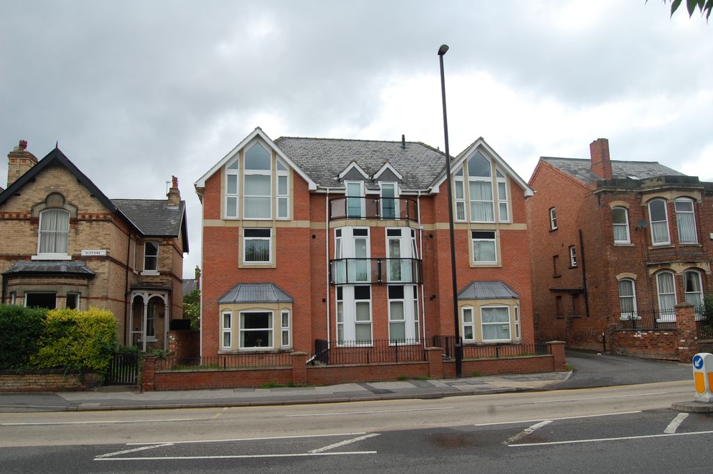 Property photo 1 of 5