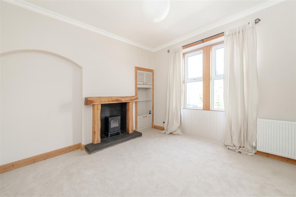 Property photo 3 of 12 16_Raeburn_Place-4.Jpg