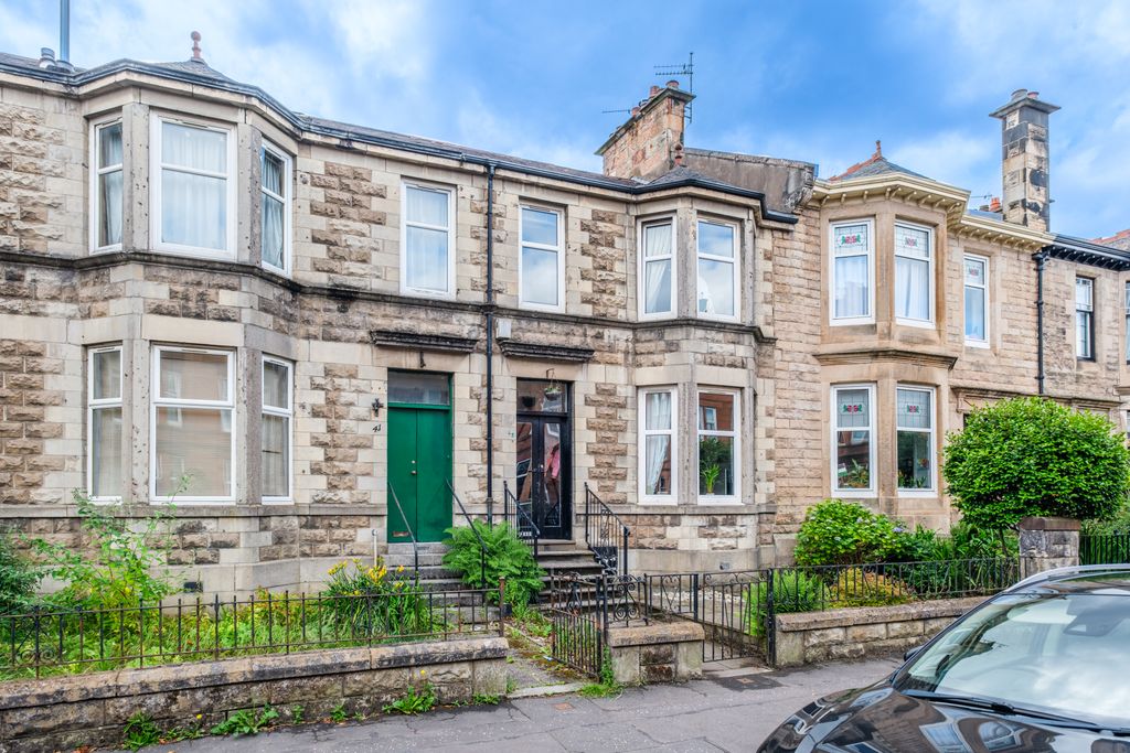 Property photo 1 of 37