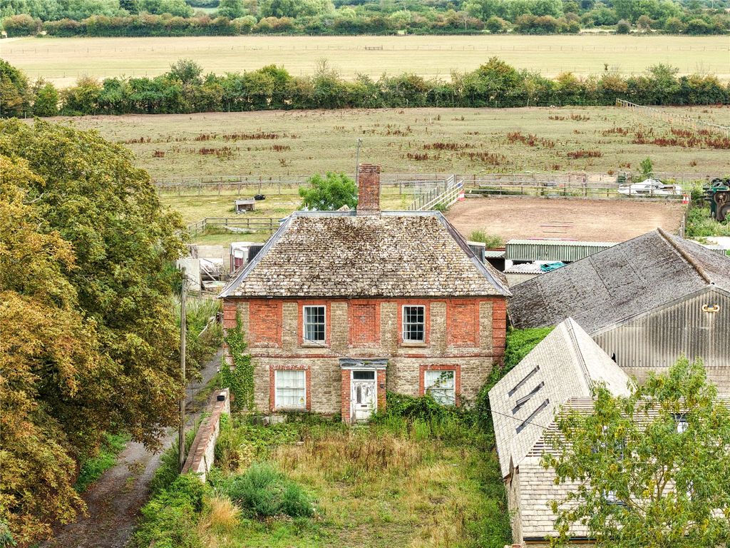 Property photo 2 of 16 Picture No. 04