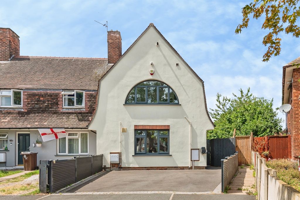 Property photo 1 of 18