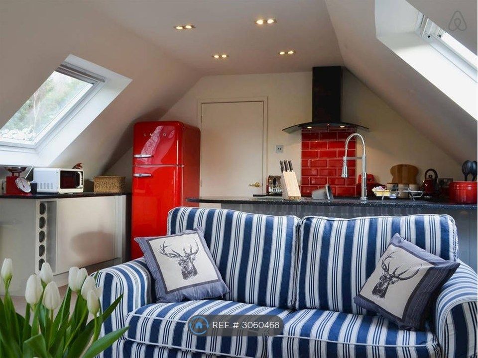 Property photo 1 of 10 Kichen & Lounge