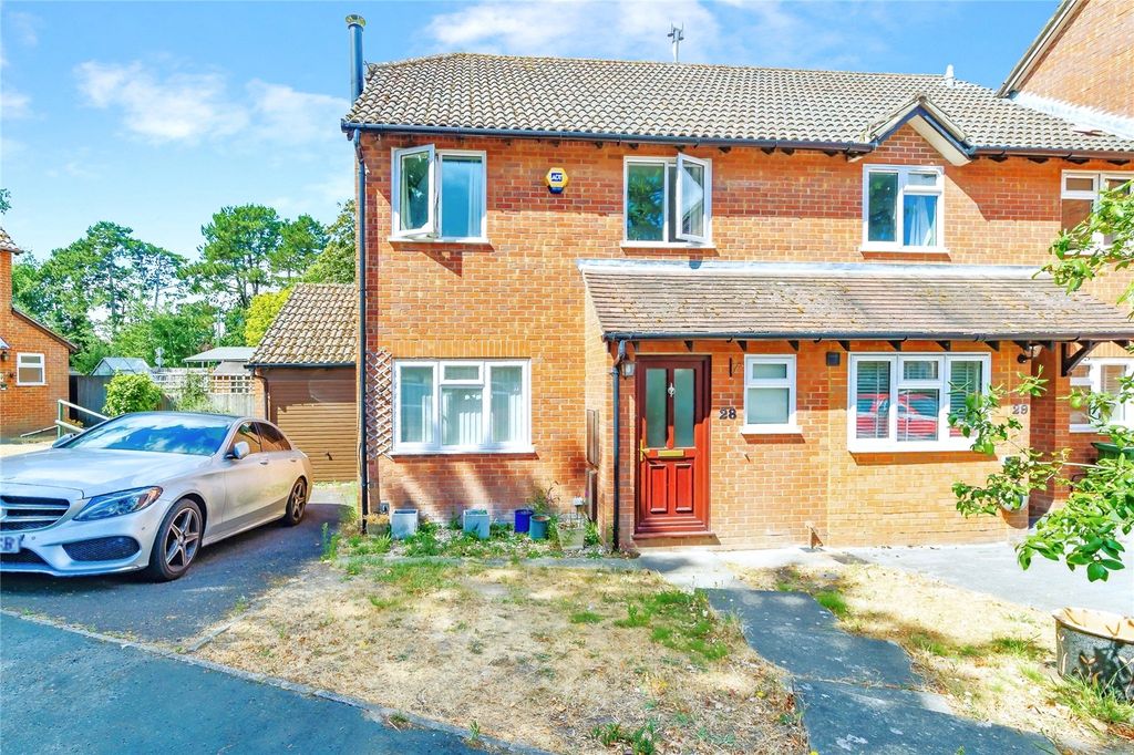 Property photo 1 of 20 Picture No. 25