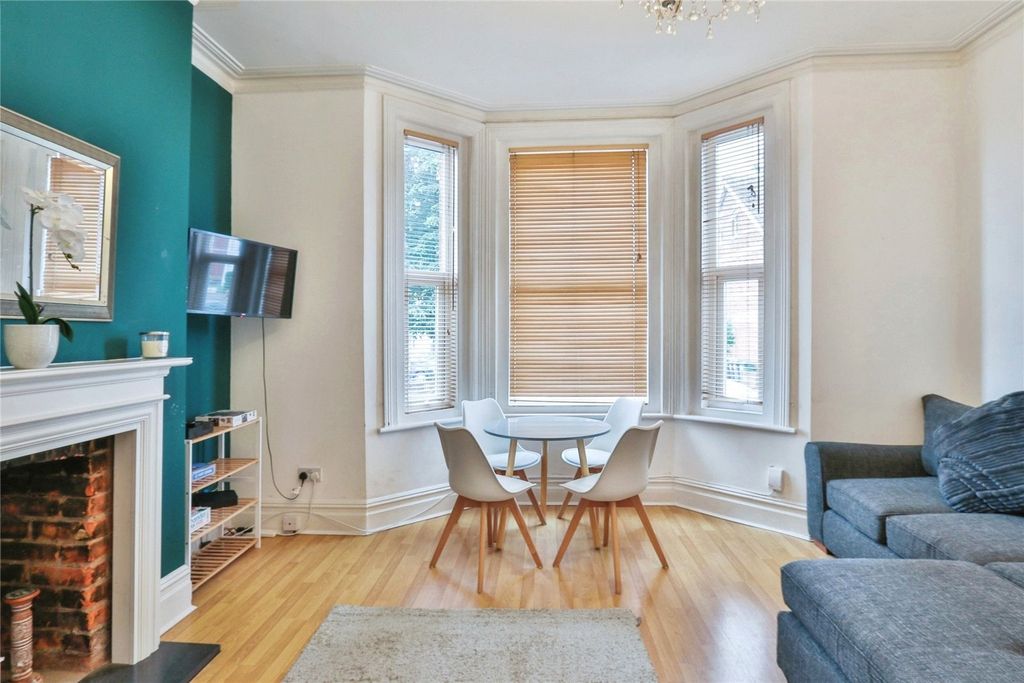 Property photo 3 of 8