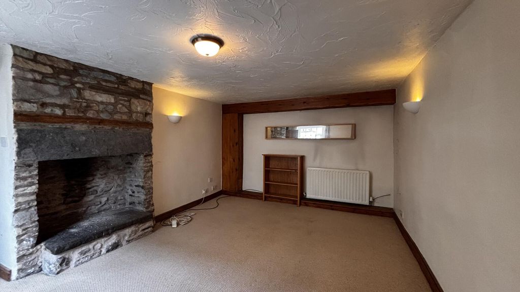 Property photo 3 of 12 Living Room