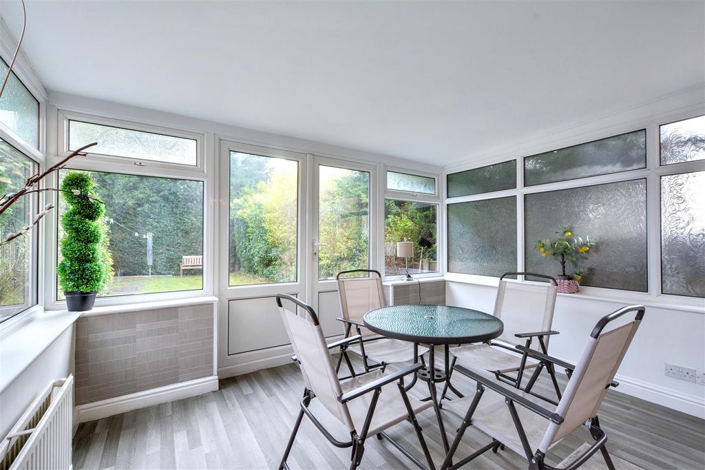 Property photo 3 of 27 Conservatory_2.Jpeg