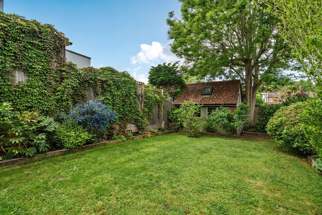 Property photo 2 of 19 1453778-5-69F9d05...