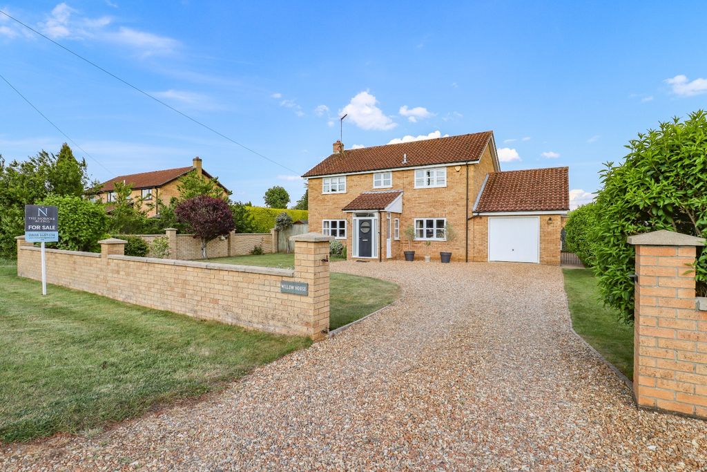 Property photo 1 of 45 4211332