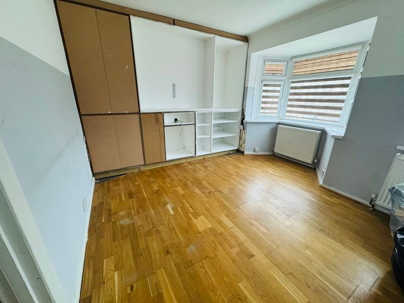 Property photo 3 of 12 Photo 5