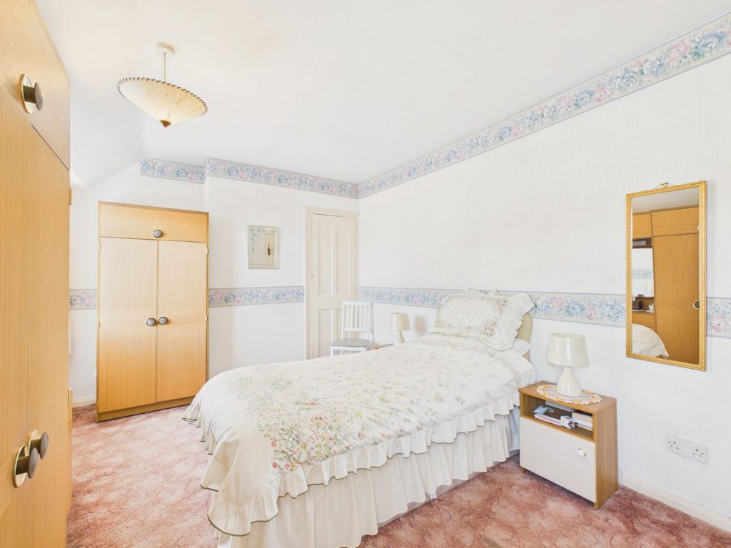 Property photo 3 of 17 5351665