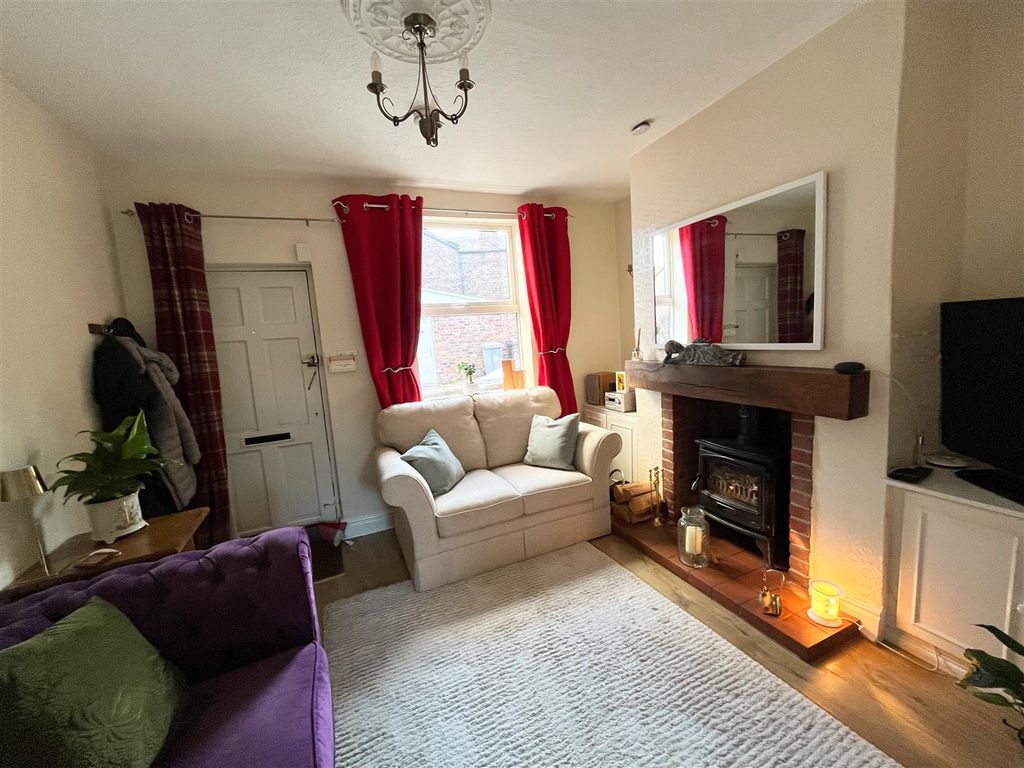 Property photo 3 of 9