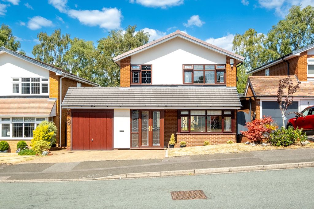 Property photo 1 of 37