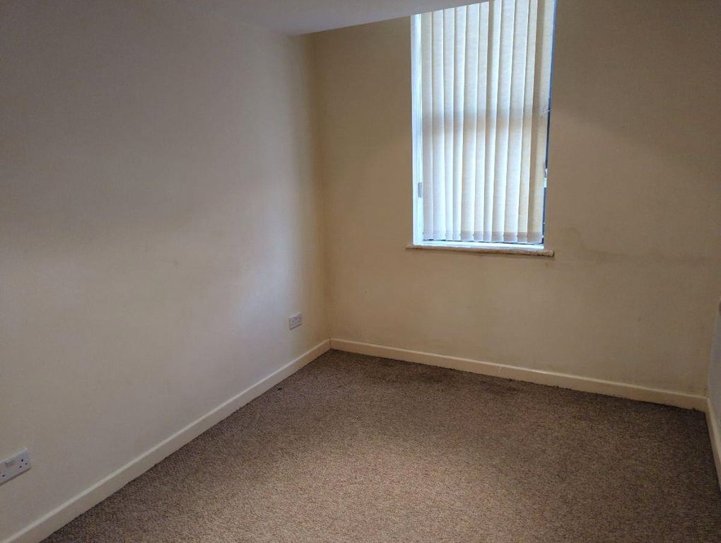 Property photo 3 of 7 Picture No. 10