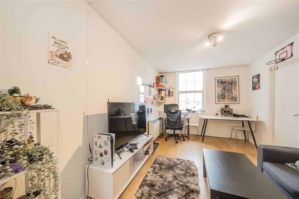 Property photo 2 of 4