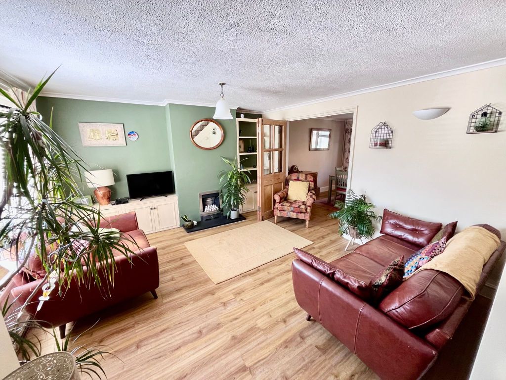 Property photo 2 of 22