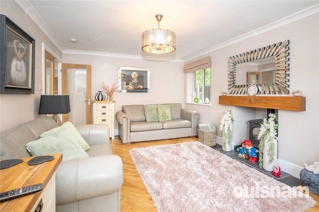 Property photo 3 of 27 Picture No. 05