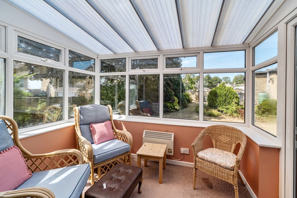 Property photo 2 of 15 Conservatory