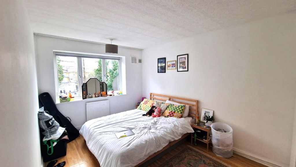 Property photo 2 of 7 1221.Jpg
