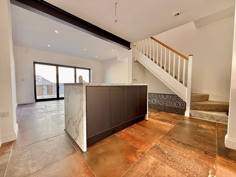 Property photo 3 of 25 Photo 3