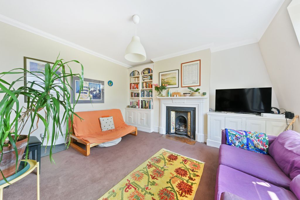 Property photo 3 of 15