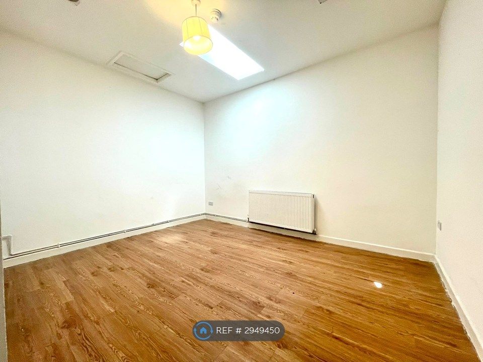 Property photo 1 of 4