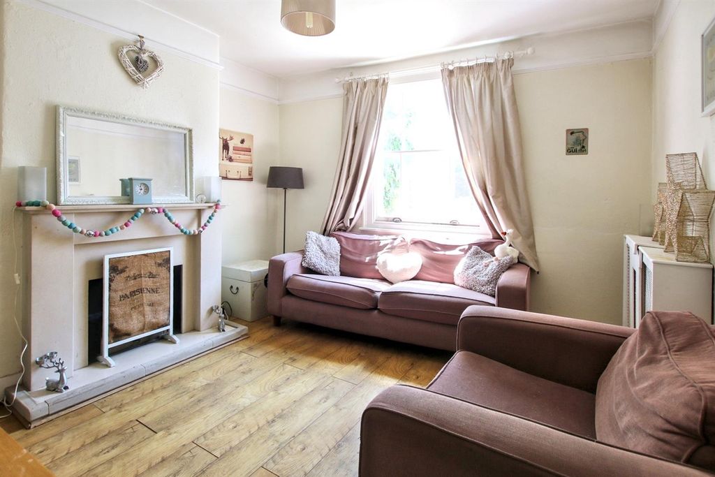 Property photo 3 of 9 Img_2278.Jpg