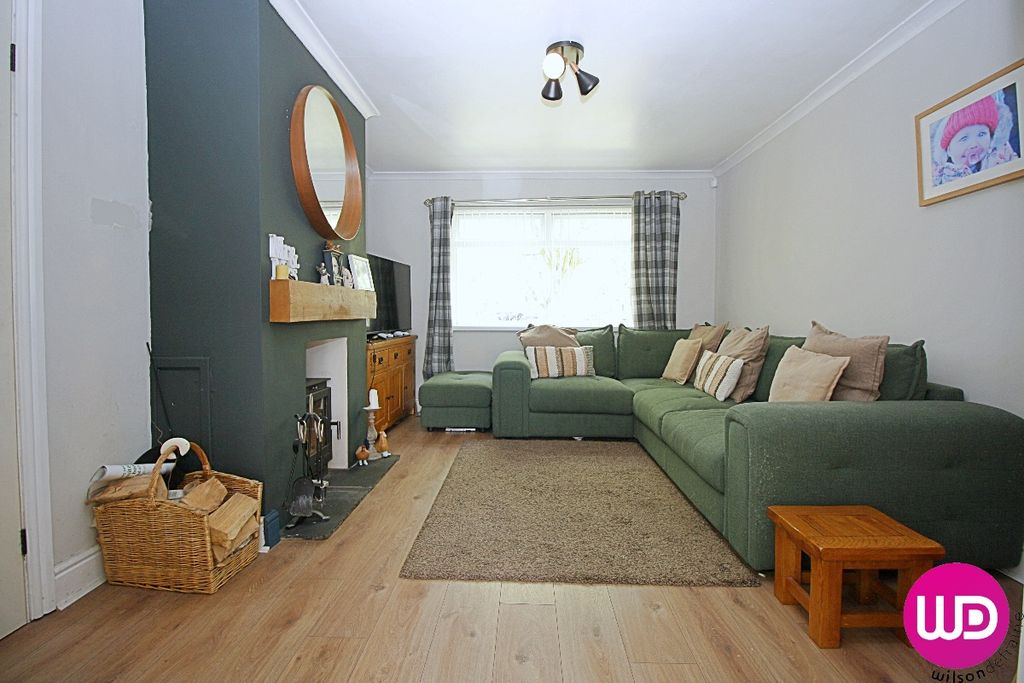 Property photo 3 of 24