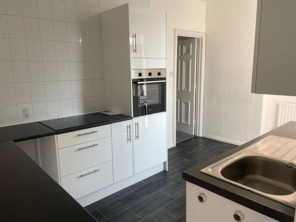 Property photo 2 of 10 Photo 2