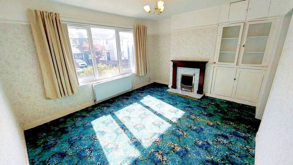 Property photo 2 of 9