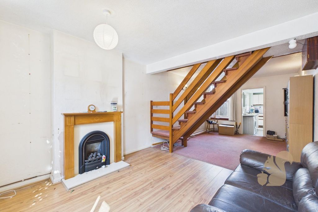Property photo 2 of 14 Cam01659G0-Pr0897-Still013.Jpg