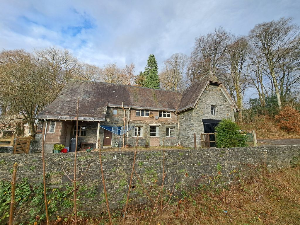 Property photo 1 of 1