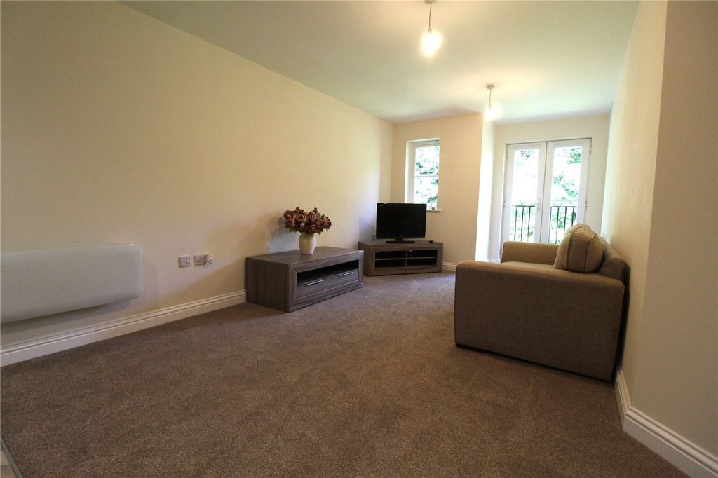 Property photo 2 of 12 Picture No. 04