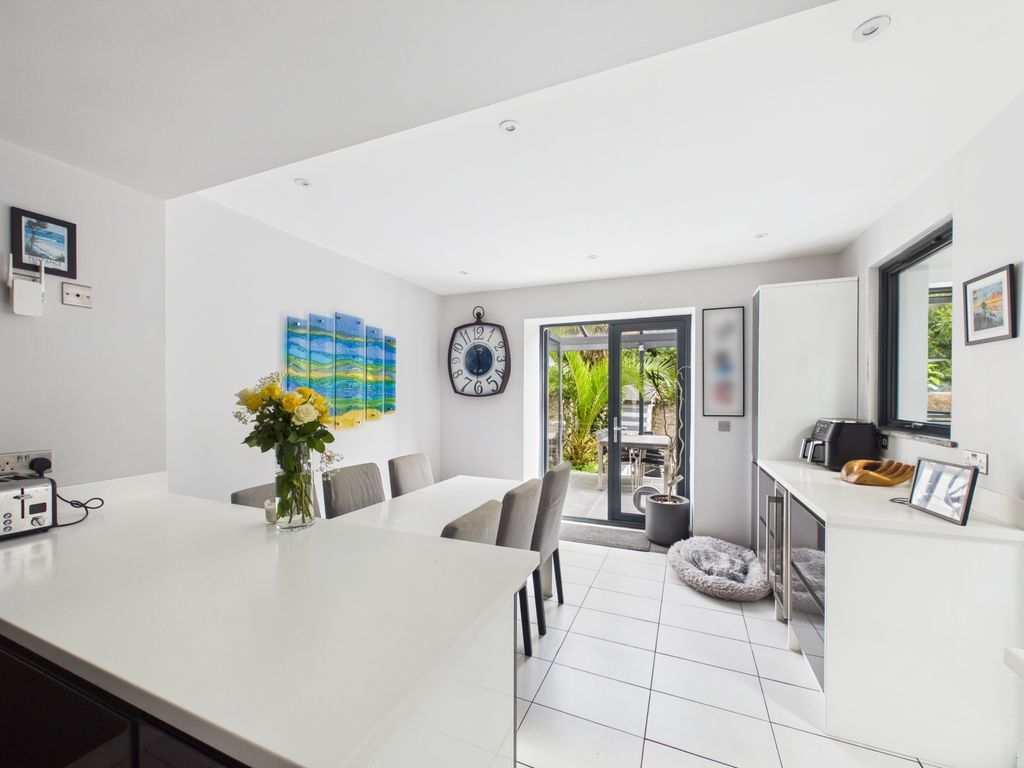 Property photo 2 of 19 Kitchen/Diner