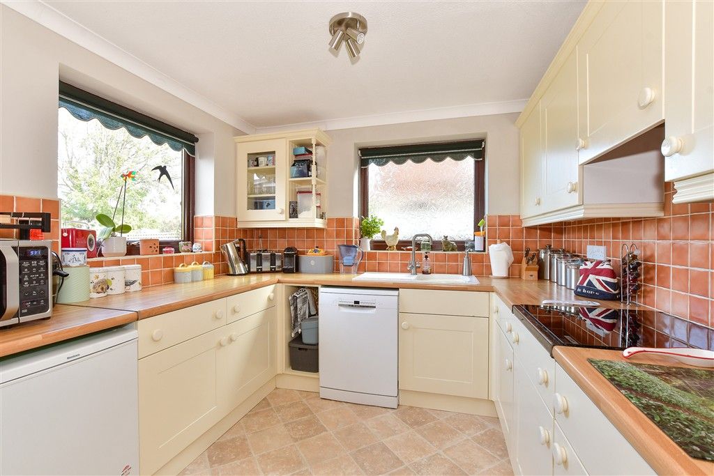 Property photo 3 of 14 Kitchen/Dining Room