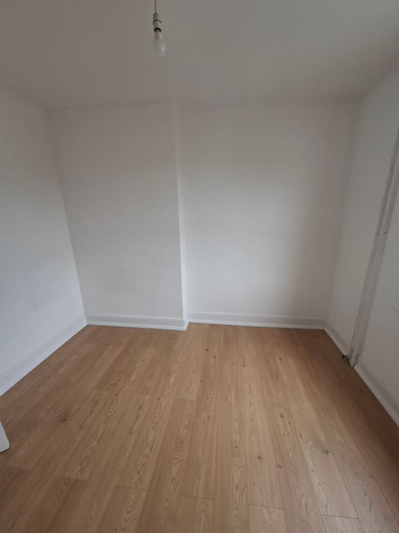 Property photo 1 of 2