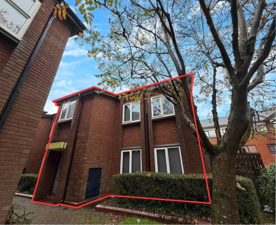 Property photo 1 of 8