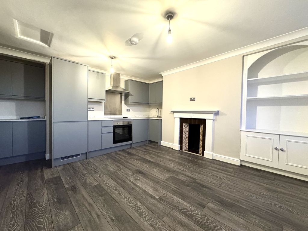 Property photo 2 of 9 Picture 2