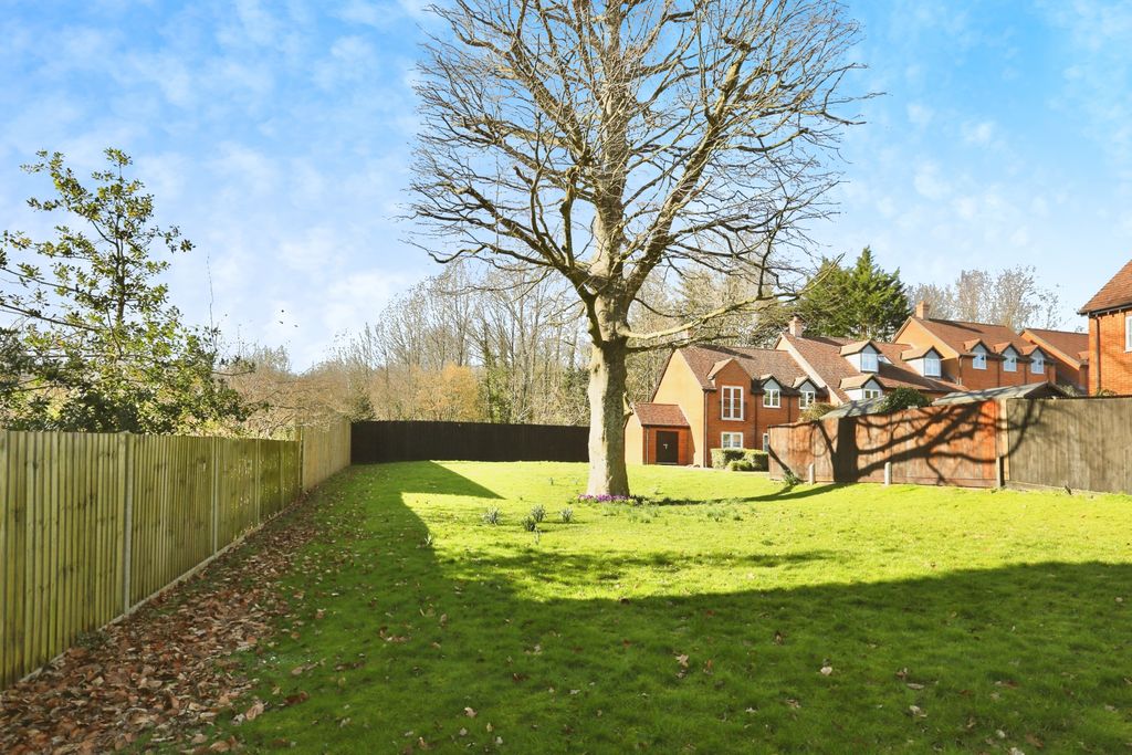 Property photo 1 of 17 Photography