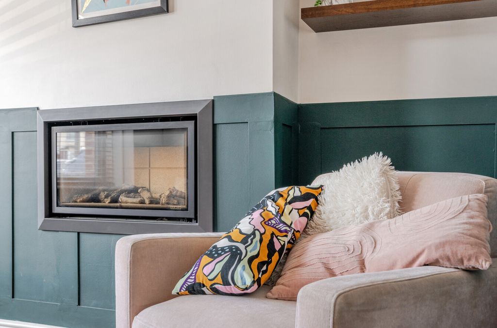 Property photo 3 of 22 1328379-21-6899B7...