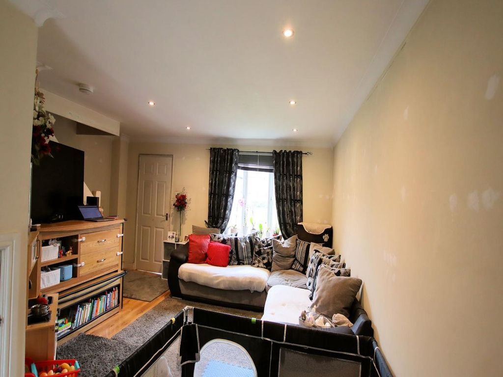 Property photo 2 of 10 Lounge 1.Jpg