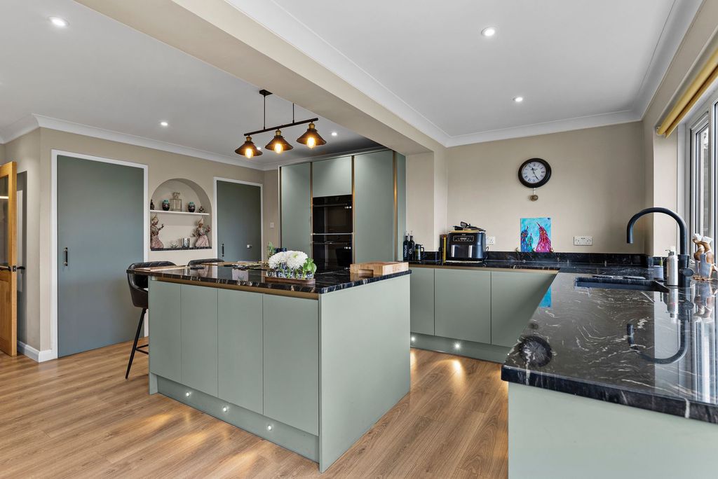 Property photo 2 of 44 Kitchen
