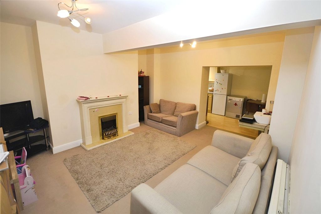 Property photo 2 of 6 Living Room