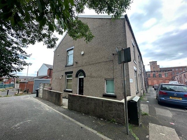 Property photo 2 of 17 External Front